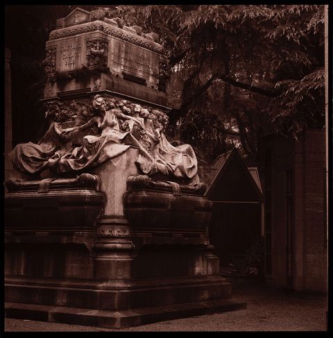 Monument, Cimentero Monumentale di Milano